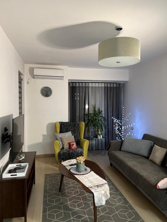 Modern Flatiron Apartment, Skopje Center Exteriér fotografie